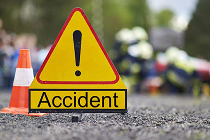 pilibhit road accident