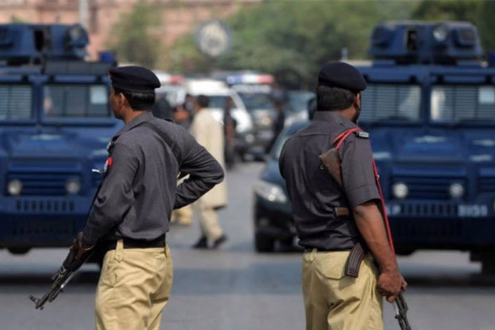 TLP fundamentalists give two day ultimatum to Pak government for the release of Saad Hussain TLP fundamentalists give two day ultimatum to Pak government for the release of Saad Hussain