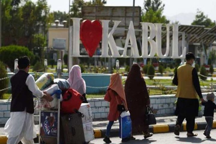 Taliban barred women from working as aid workers