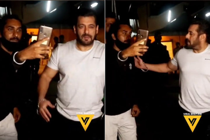 Salman Khan Seemed Irritated By A Fan Who Tried To Take A Selfie Says Naachna Band Kar