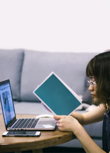 eyesight, human vision, human vision facts, candle facts, human vision fact, eyes facts, memory fact