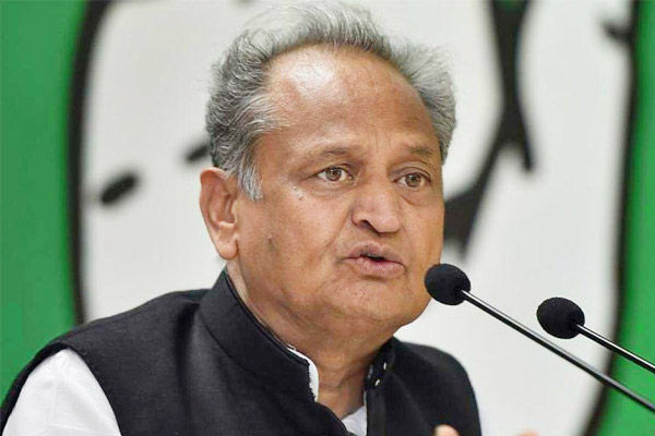 Gehlot accepted the resignation of the three ministers, swearing-in will be held at 4 pm on Sunday