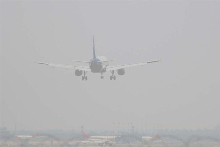 Hard landing of SpiceJet flight from Bangalore at Patna airport due to fog