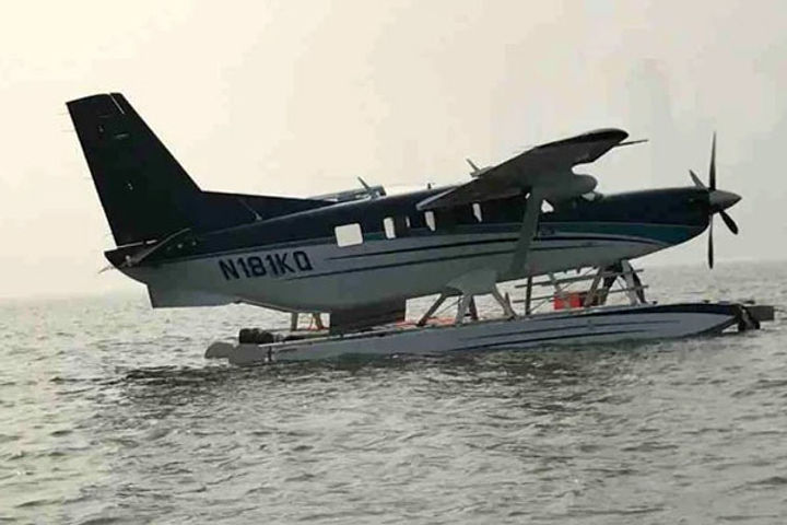 Civil Aviation Ministry is emphasizing on increasing air connectivity, Seaplane will soon fly betwee