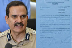 Former Mumbai Police Commissioner Parambir Singh declared absconding by court, notice pasted outside