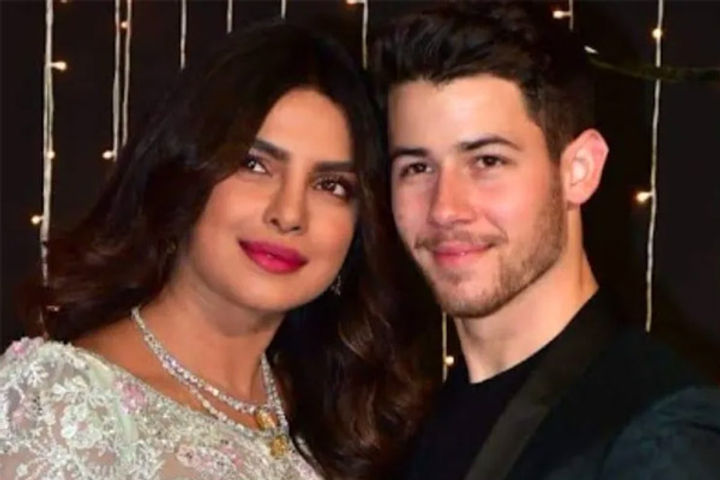 News of Priyanka and Nicks divorce spread on social media Priyanka removed Jonas surname from social