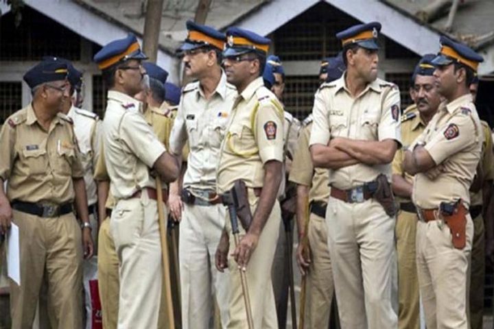 Singer Shraddha Pandit Approaches Cops Over Threat Singer Shraddha Pandit Approaches Cops Over Threat
