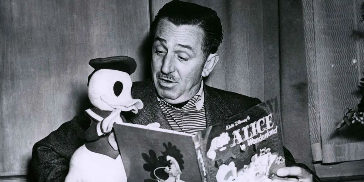 disney facts, disney fact, disney, walk disney, disney gloves, mickey mouse, mickey facts, walt disn