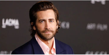Jake Gyllenhaal, Jake Gyllenhaal movies, Jake Gyllenhaal life, Jake Gyllenhaal sister, Jake Gyllenha