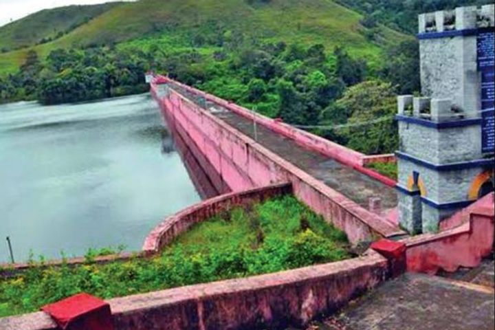 Tamil Nadu Nine gates of Mullaperiyar dam opened as water level rises due to heavy rains