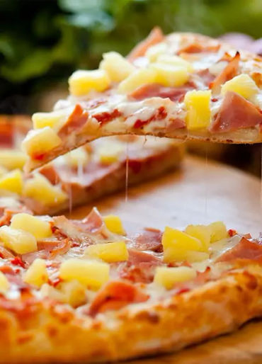 Hawaiian pizza, Hawaiian pizza facts, Hawaiian pizza origin, pineapple pizza, pineapple pizza facts 