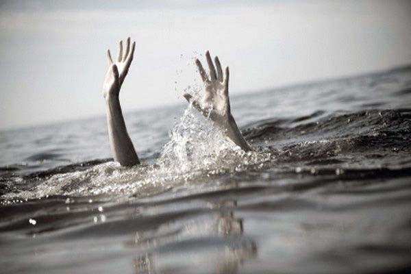 Andhra Pradesh Five UP students and a teacher drowned when they went to bathe in Krishna river in Gu