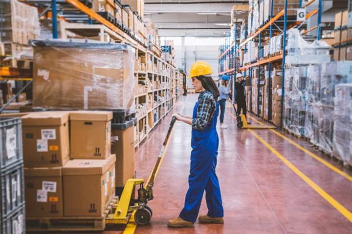 Exports of electronic products and gems and jewelery increased exports of  3004 billion in November