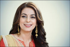 Juhi Chawla reached Delhi High Court in 5G case, single bench imposed a fine of 20 lakhs