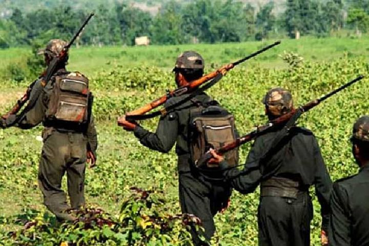 naxalites killed in encounter 