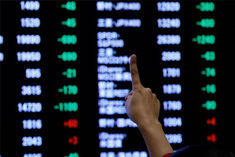 In the last week of 2021 the stock market fell the Sensex fell by 557 points