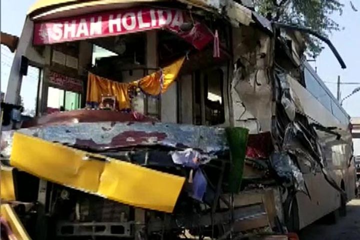 Five killed and eight injured after three tourist buses going from Katra to Delhi collided in Ambala
