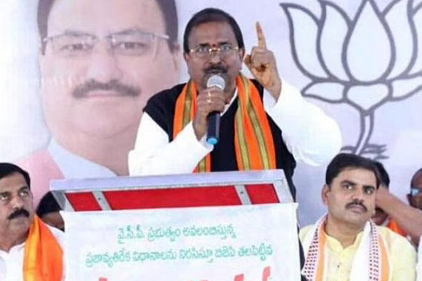 Andhra Pradesh BJP chief promises liquor at low prices if voted