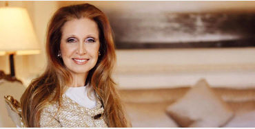 Danielle Steele, Danielle Steele facts, most selling author