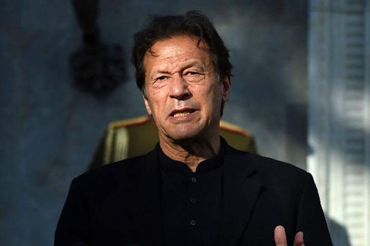 Pak Prime Minister admitted that the economic condition of Pakistan is deteriorating continuously