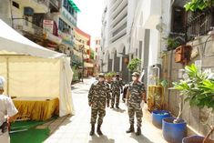 About 300 personnel of Delhi Police have been found infected in the third wave of Corona