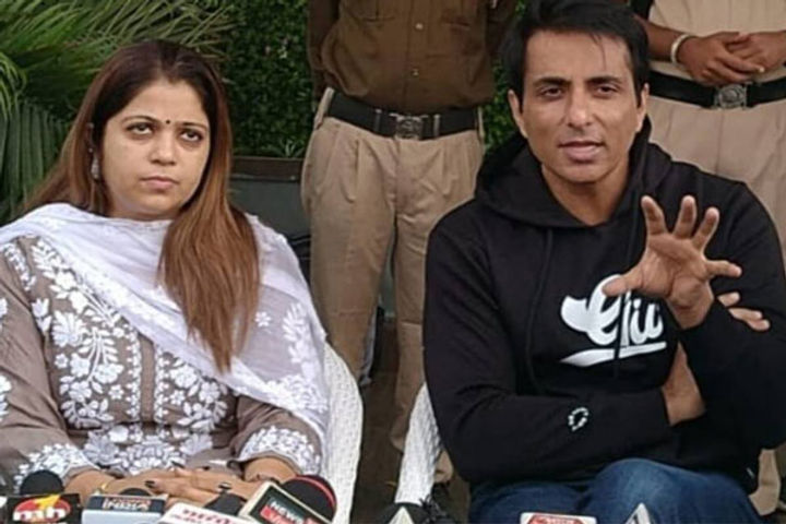 sister malvika sood sachar joins punjab congress but sonu sood will not campaign