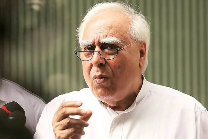 kapil sibals letter to aligarh district magistrate