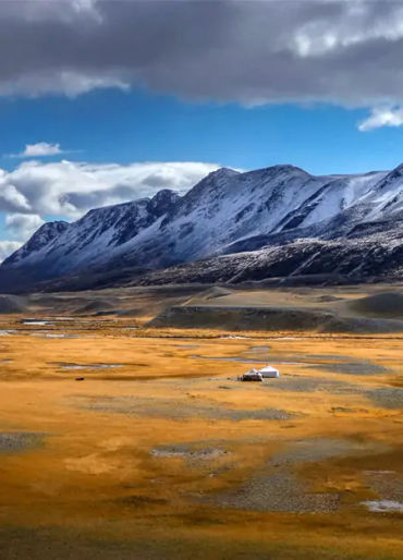 mongolia, facts about mongolia, mongolia facts, mongolians, mongolia vs china