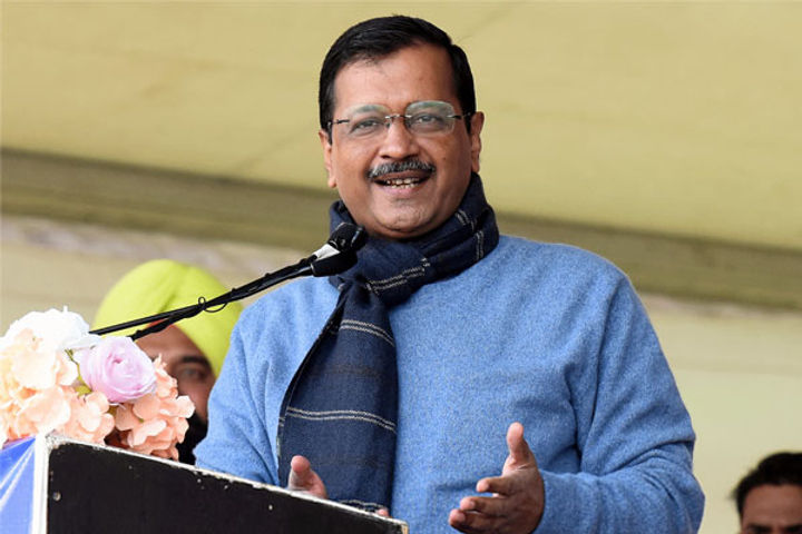 Kejriwal recommends to Lt Governor to end weekend curfew Kejriwal recommends to Lt Governor to end weekend curfew