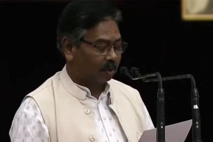 Union Minister Vishweshwar Tudu accused of hitting officers with chairs Union Minister Vishweshwar Tudu accused of hitting officers with chairs