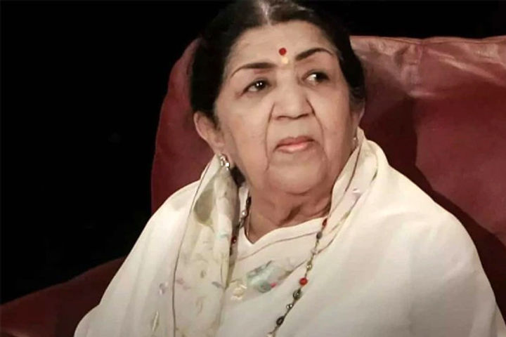 Lata Mangeshkar removed from ventilator support