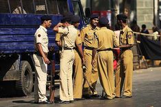 1000 gelatin sticks and detonators recovered from car in Thane, 3 people detained