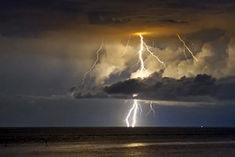 Lightning made a record given the name Megaflash covered a distance of 768 km