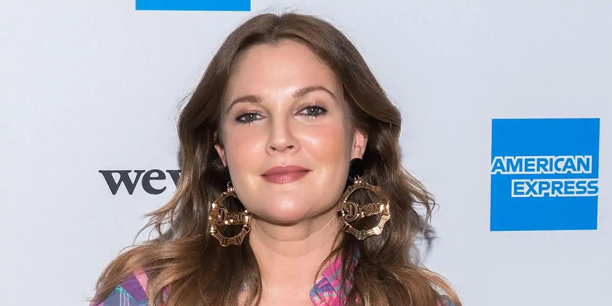 drew barrymore, drew barrymore bio, drew barrymore movies, drew barrymore book, drew barrymore angel