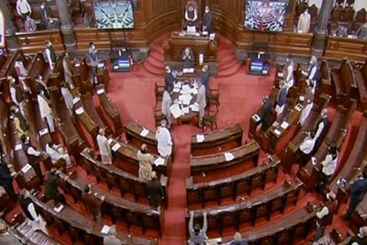 Tribute to Lata Mangeshkar in Rajya Sabha, 1 minute silence was observed, Venkaiah Naidu read out co