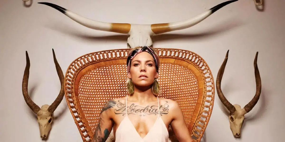 skylar grey, skylar grey facts, skylar grey songs, skylar grey stand by me, skylar grey last one sta