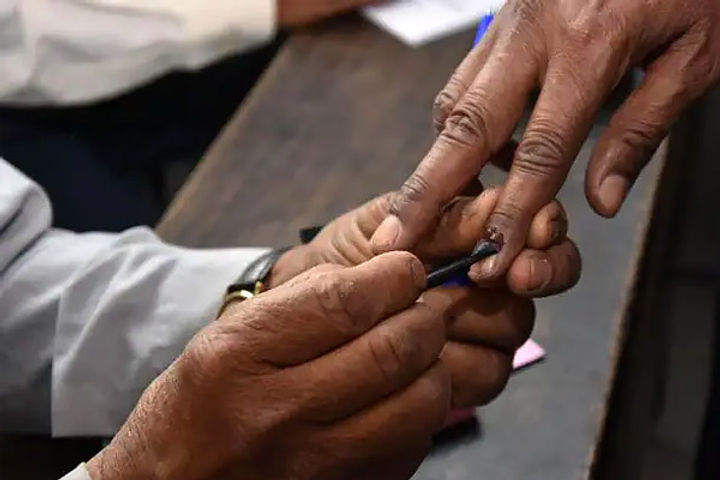 Voting begins for 4 municipal corporations of West Bengal
