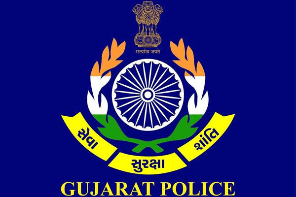 15 people were held hostage in Delhi, Gujarat Police rescued