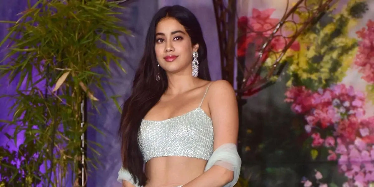 janhvi kapoor, janhvi kapoor netflix, janhvi kapoor movies, janhvi kapoor bio, janhvi kapoor instagr