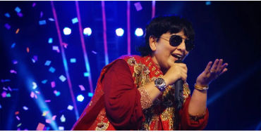 falguni pathak, falguni pathak bio, falguni pathak songs, falguni pathak gujarati songs