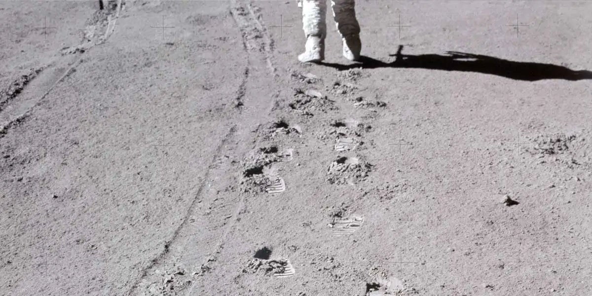space, space facts, space fact, fun facts, fun facts space, moon, moon facts, un facts,  earth facts