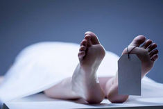 4 people who were cleaning septic tank in Pune died of suffocation