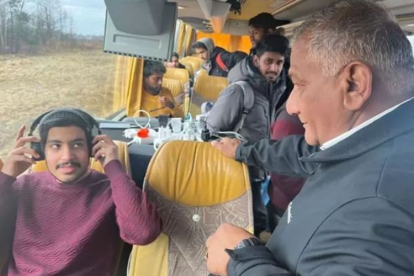 about 1400 indian people returned home from poland in 3 days