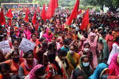 15 thousand Anganwadi workers took to the streets in Delhi, surrounded the secretariat
