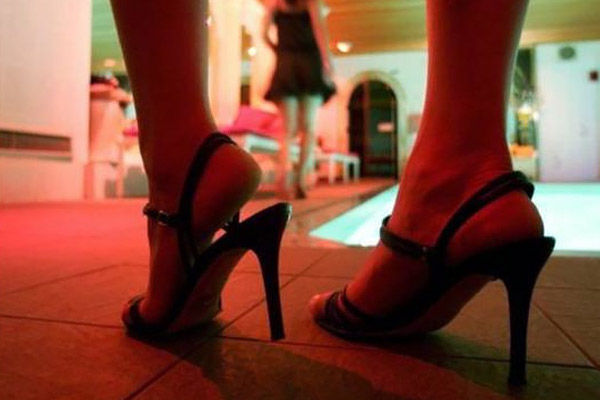 international sex racket was going on in hotel police arrested three foreign women after raiding