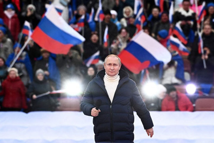 Putin attends war supporters rally in Moscow, more than 2 lakh people gathered