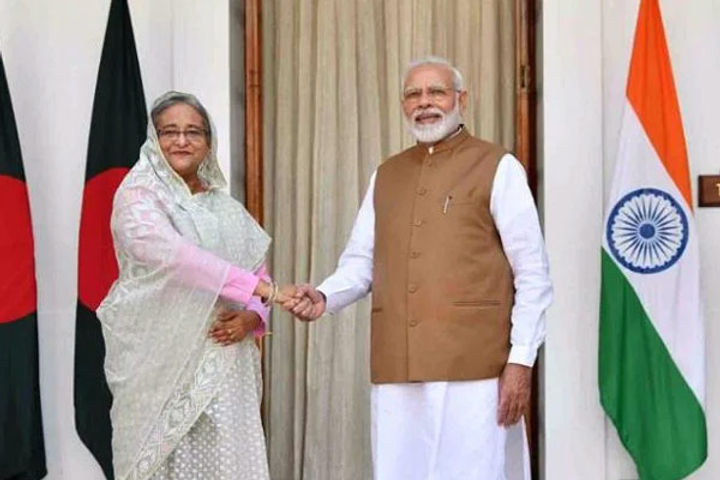 Sheikh Hasina Thanks PM Modi For Evacuating Bangladeshi Nationals From Ukraine