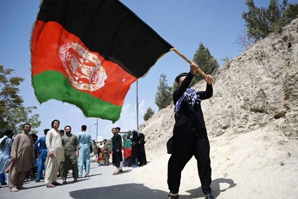 Taliban changed the flag of Afghanistan
