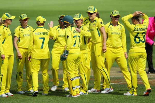 australian womens cricket team breaks 16 year old record of indian mens team