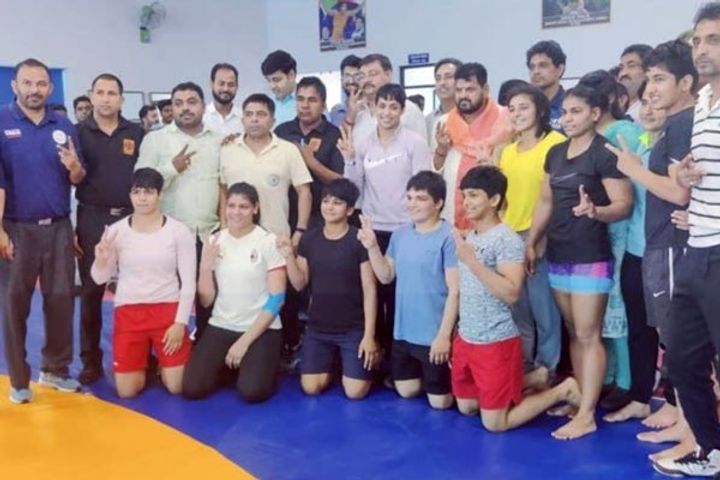 eight daughters from haryana alone in 10 member team of asian wrestling championship